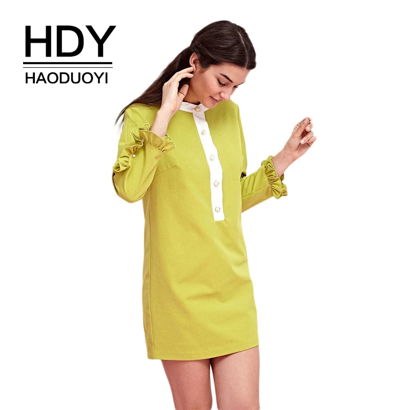 Женское мини платье HDY Haoduoyi желтое с рукавом лодочкой и каскадными оборками