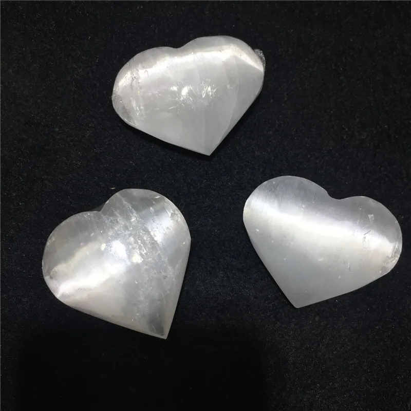 

3pcs cute small size natural stones and minerals selenite heart polished gemstoneas as gifts for Saint Valentine's Day