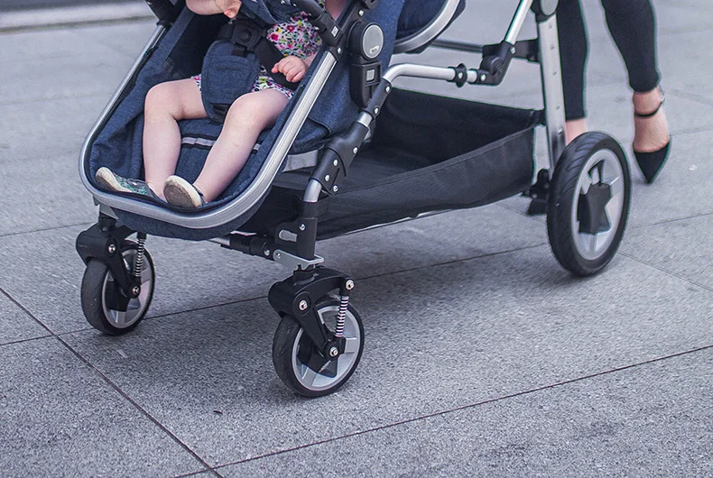 Двойная коляска Bugaboo осла, модная верхняя одежда для мам и уход за кожей лица бок близнецов второго ребенка раза коляска