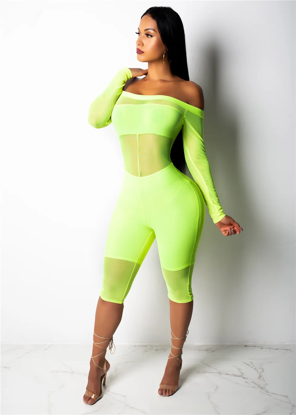 Женский неоново-зеленый комплект топ-труба и облегающие шорты с высокой талией