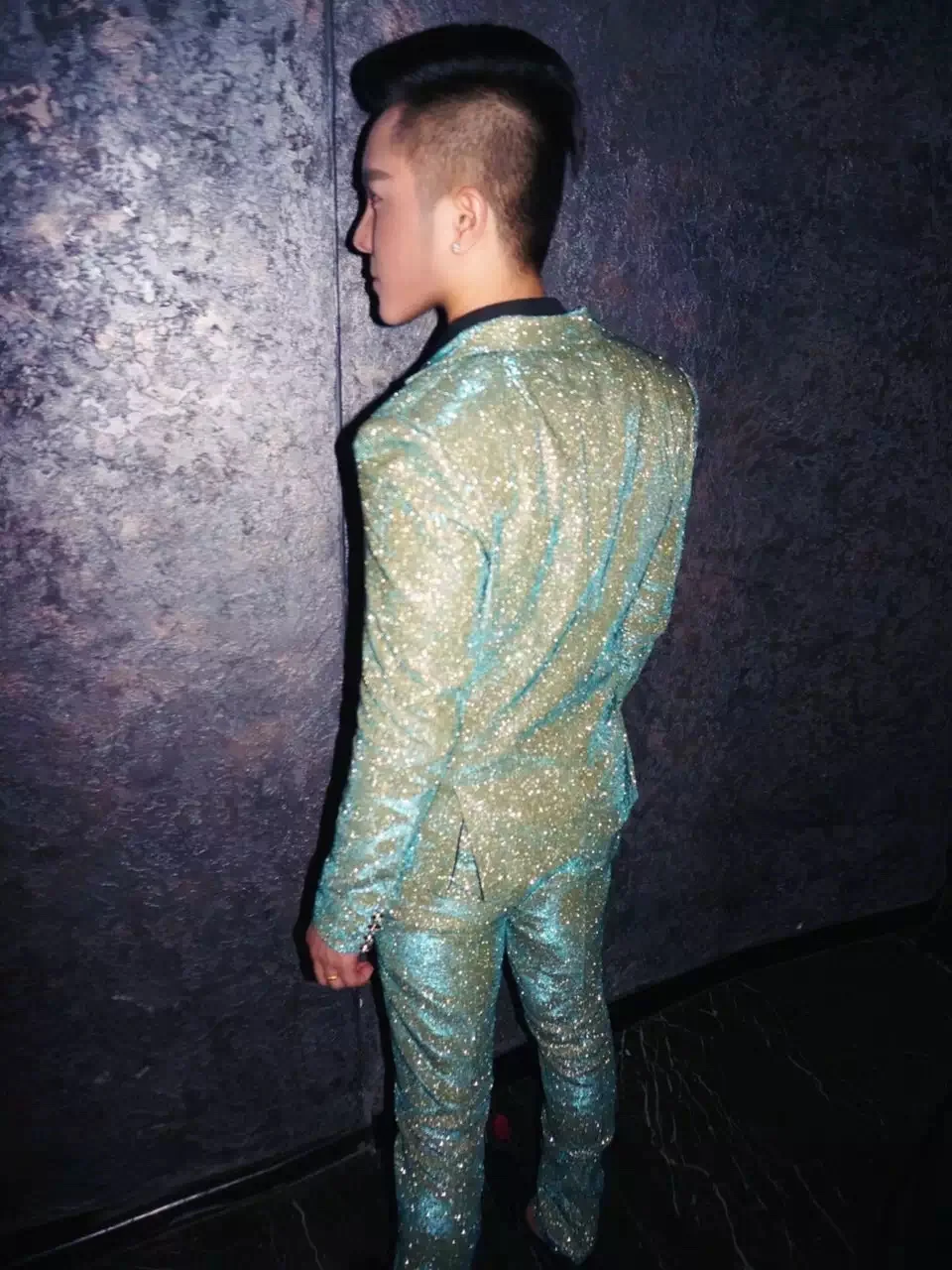 Fashion Quality Nightclub Male Singer Blue Green Iridescence Series show Suits Costumes Stage performance wear |