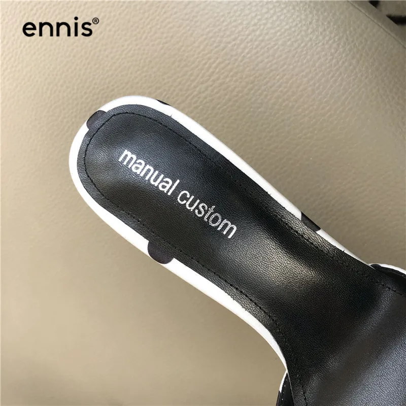 ENNIS/ г. Пикантные туфли без задника на высоком каблуке обувь в горошек Женские атласные шелковые Тапочки Туфли без задника с острым носком и бантиком новинка, белый и черный цвета, P941