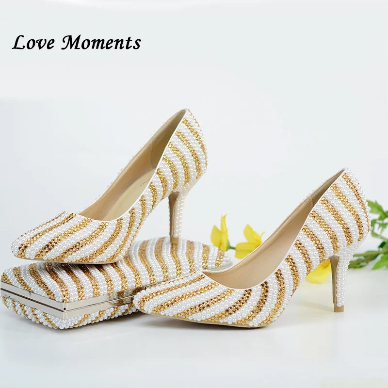 Love Moments/Летняя модная обувь с белыми бусинами и золотыми кристаллами Женские