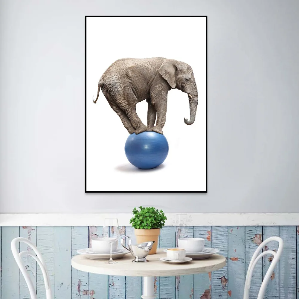 Фото Скандинавское крыльцо украшение картина слон ступня на синий воздушный шар для
