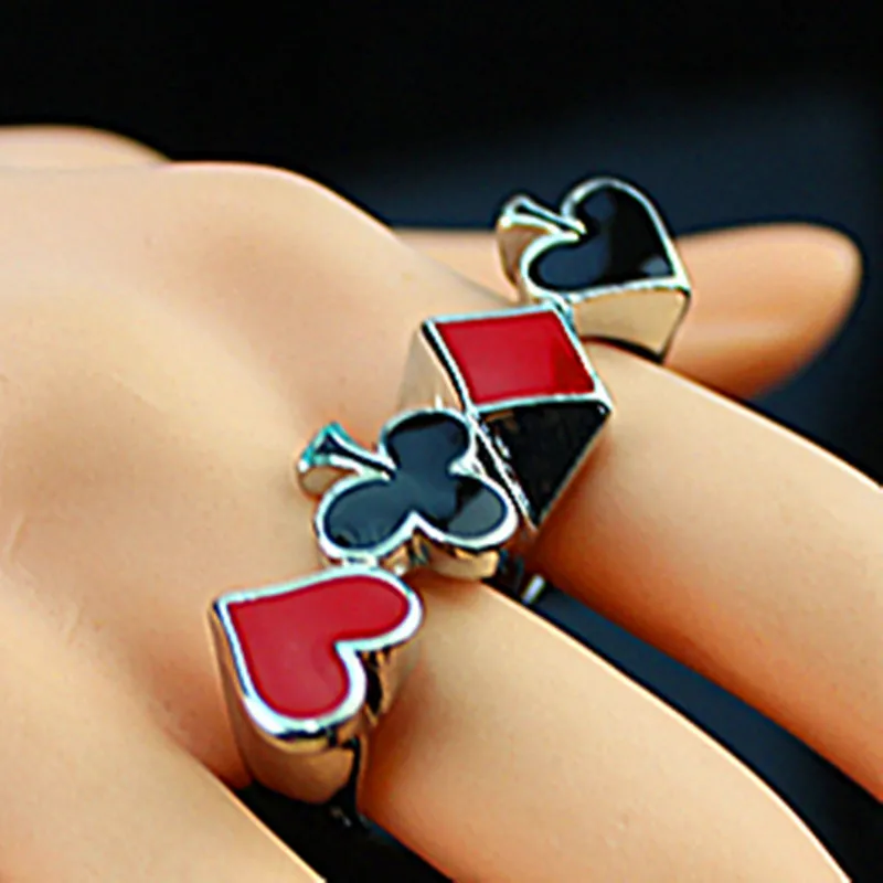 Двойное кольцо l. Значок покера. Модные мужские и женские аксессуары. 2015