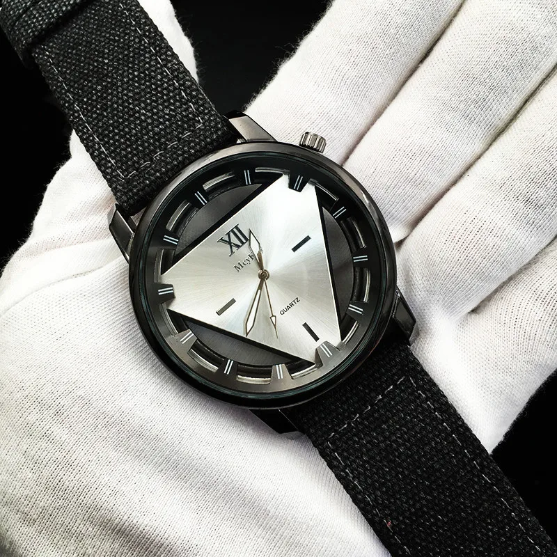Часы наручные мужские кварцевые с большим циферблатом в стиле милитари
