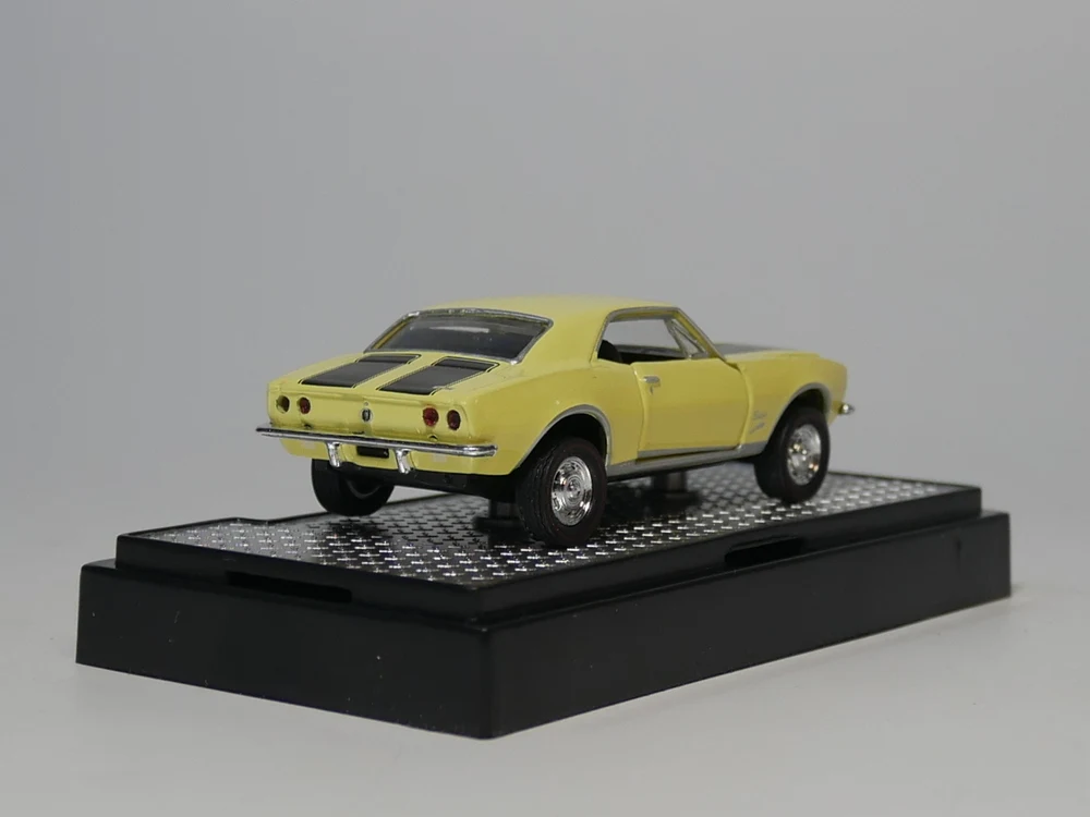 M2 1:64 Chevro let Camaro Panther Z/28 сплав игрушки для детей литая под давлением модель