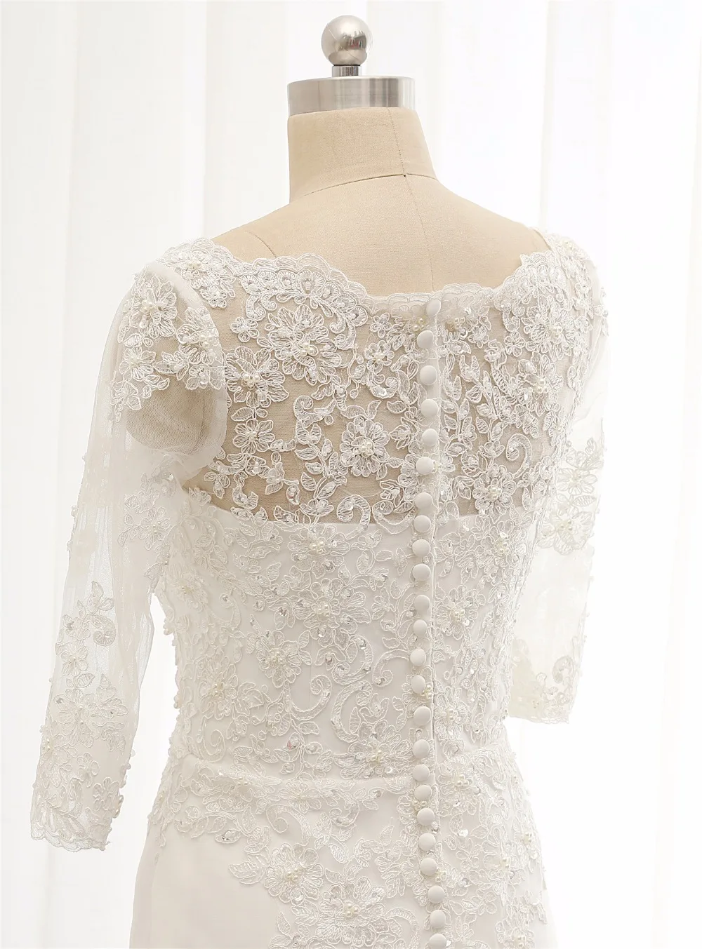 

Elegant New Half Sleeve Wedding Dresses 2018 High Neck Vintage Lace Bridal Gowns Button Back vestido noiva boho