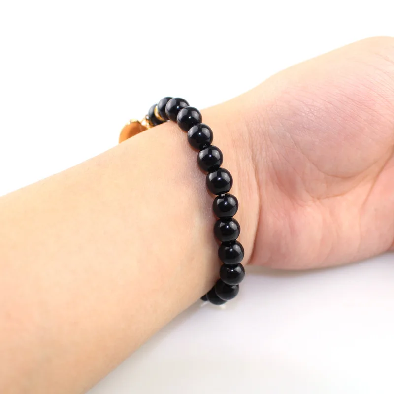 Женский браслет из бисера обсидиана с подвеской в виде РОЗОВОГО СЕРДЦА 8