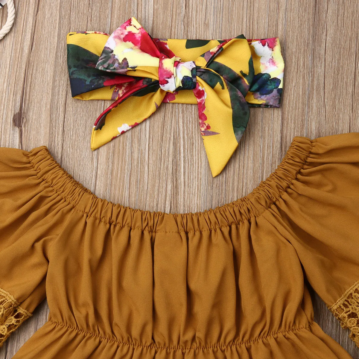 Комплект детской одежды из 3 предметов желтые топы с открытыми плечами и