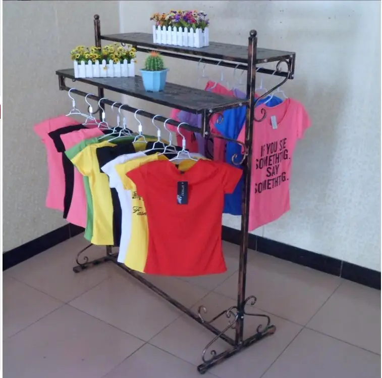 

The new double clothing store hanger display shelves landing aircraft island