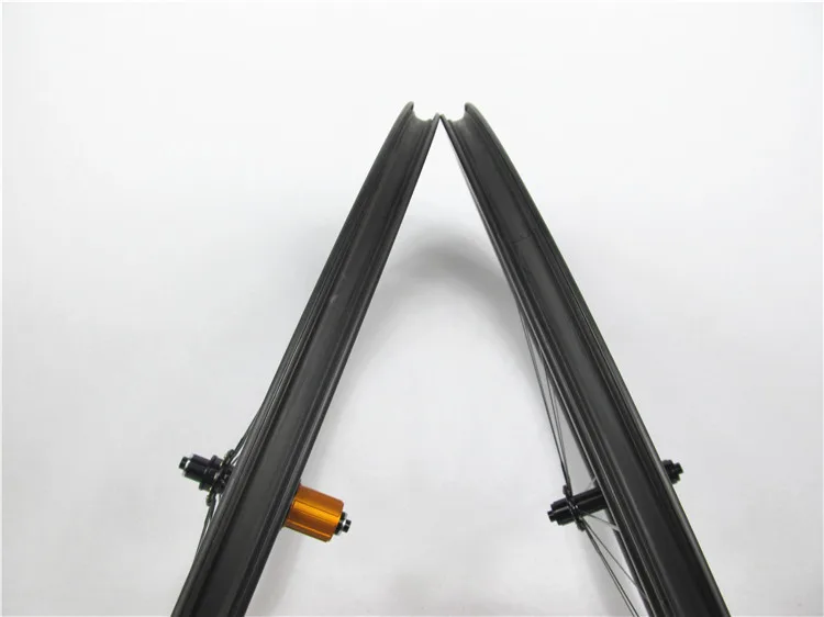 FSC50CM-25T велосипедная пара колес! 700C бескамерная клинчерная покрышка дорожное колесо 50x25 мм Углеродные колеса с EDhub антиукус Far sports UCI test