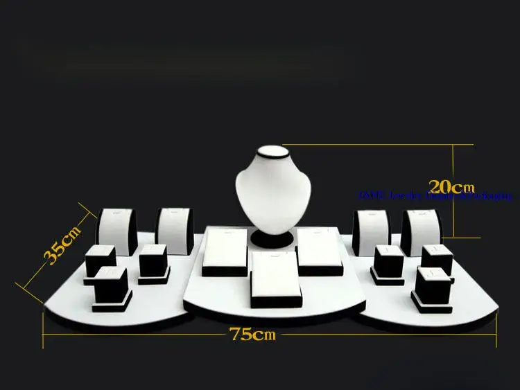 Классический черный и белый цвет Соответствующие ювелирные подставки