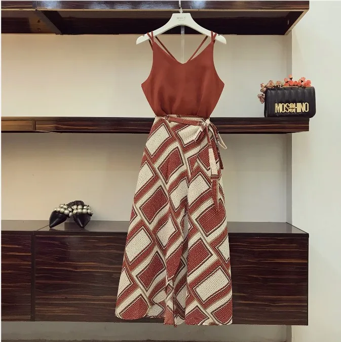 2019 Holiday Wind Summer Skirts Suit Women Sexy Suspender Vest Top + High Waist Split Fork Printing Skirt Two-piece Sets |