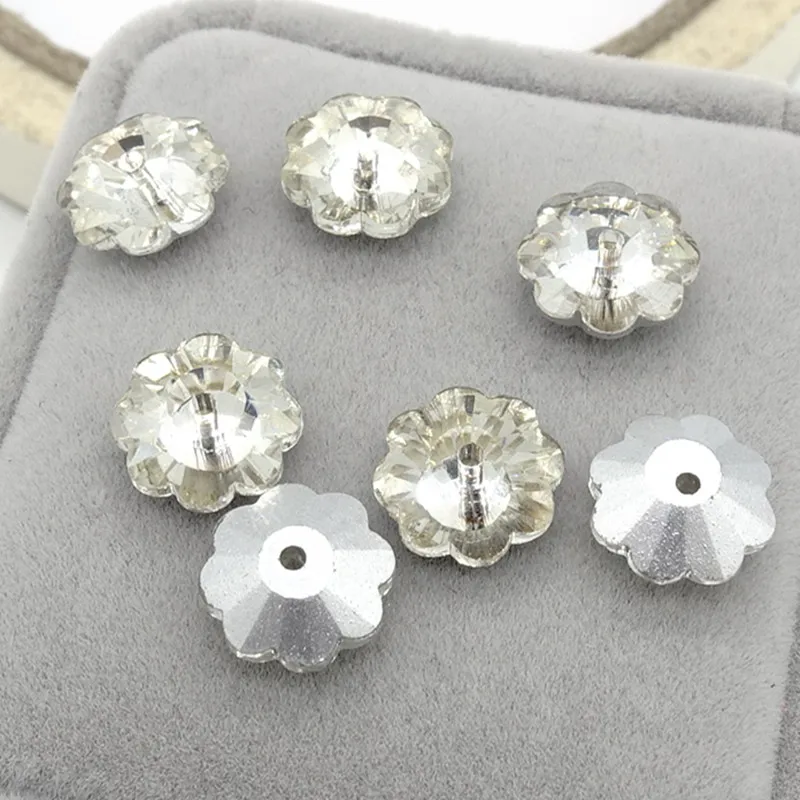 30 шт. шитье на цветок сливы из кристаллов пуговицы бусины DIY 10 мм - Цвет: white