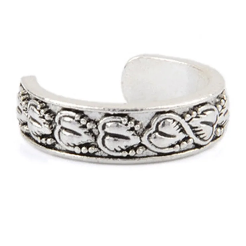 Регулируемое кольцо с открытым носком серебряное резным цветком и сердцем