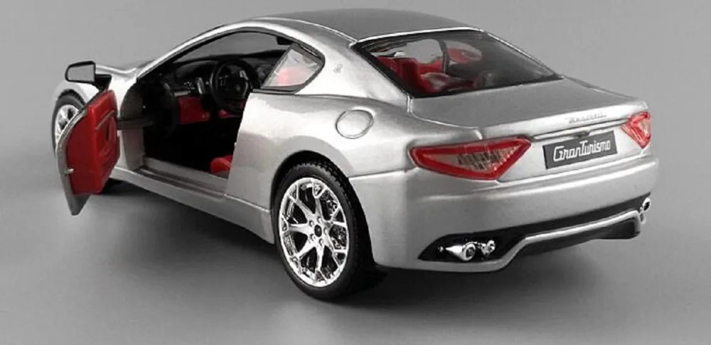Модель спортивного гоночного автомобиля Bburago 1:24 Maserati GT Gran туризм новинка в