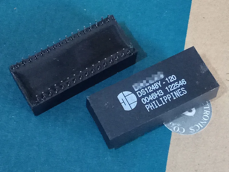 

Free Shipping 2PCS DS1248Y-100 DS1248Y-120 DS1248Y-200 DS1248Y DIP