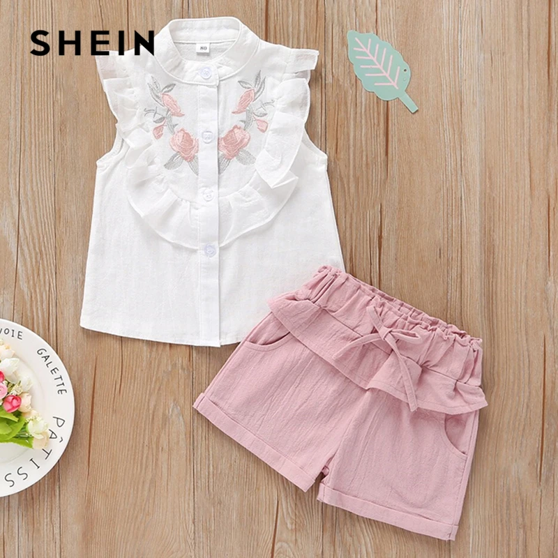 SHEIN/детская блузка с вышивкой и рюшами для маленьких девочек и шорты; милые комплекты; коллекция года; летняя детская одежда без рукавов с завязками на талии