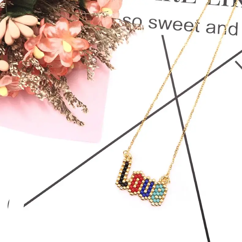 love FAIRYWOO новые прелестные модные туфли Happy Smile, Love письмо Цепочки и ожерелья Boho/платье для девочек, ручная работа, Miyuki Стекло бусины для бижутерии, Нержавеющая сталь колье-чокер - Окраска металла: love