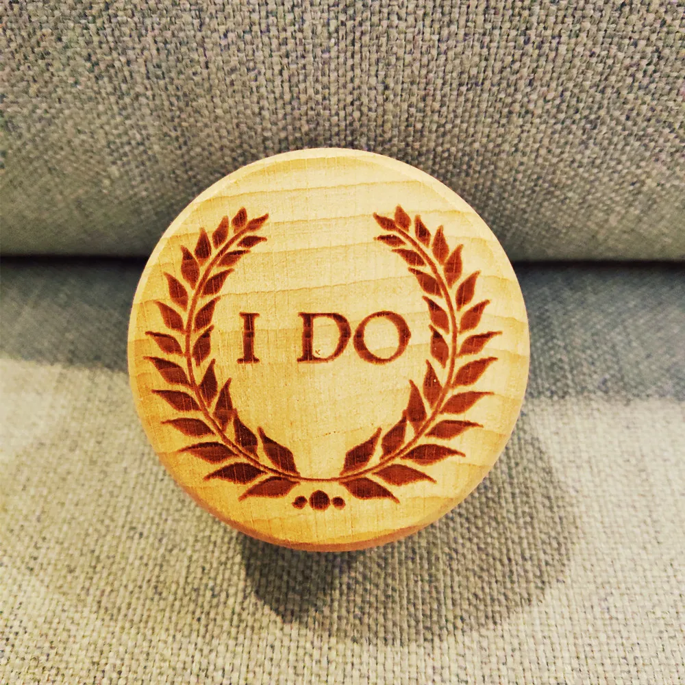 Round Wood Ring Box with Wreath Wedding Bearer Pillow Alternative Engagement Memory Engraved Jewellery Boxes | Дом и сад