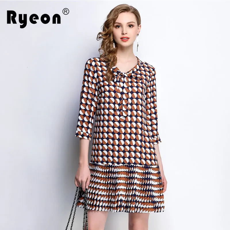 Ryeon 2018 плюс Размеры Повседневное плиссированные Для женщин Платья для в горошек