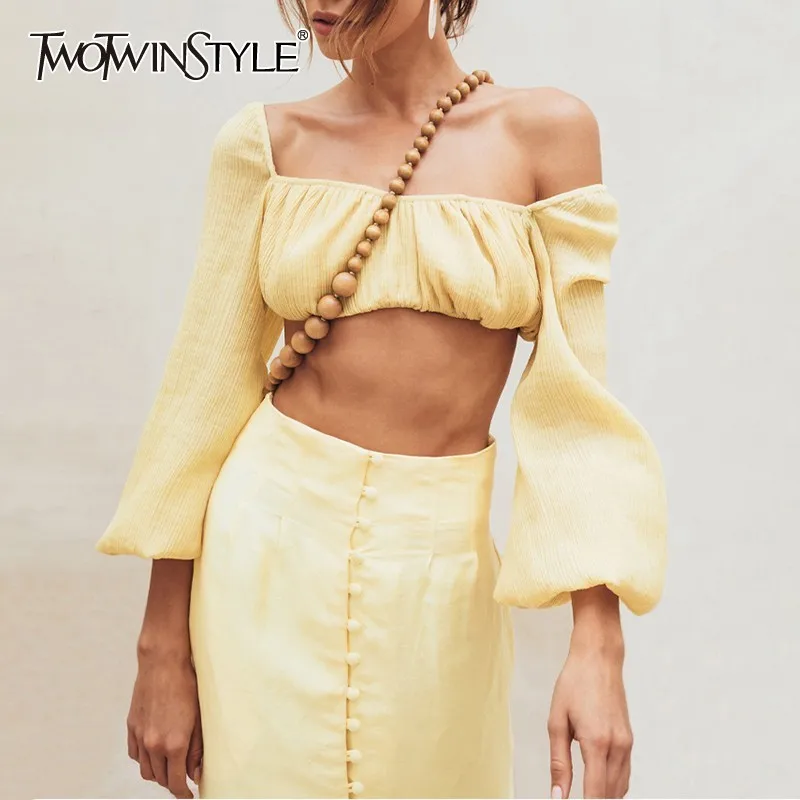 TWOTWINSTYLE летняя однотонная блузка для женщин с вырезом лодочкой и рукавом-фонариком, тонкий короткий топ, рубашка, женская модная одежда, новинка