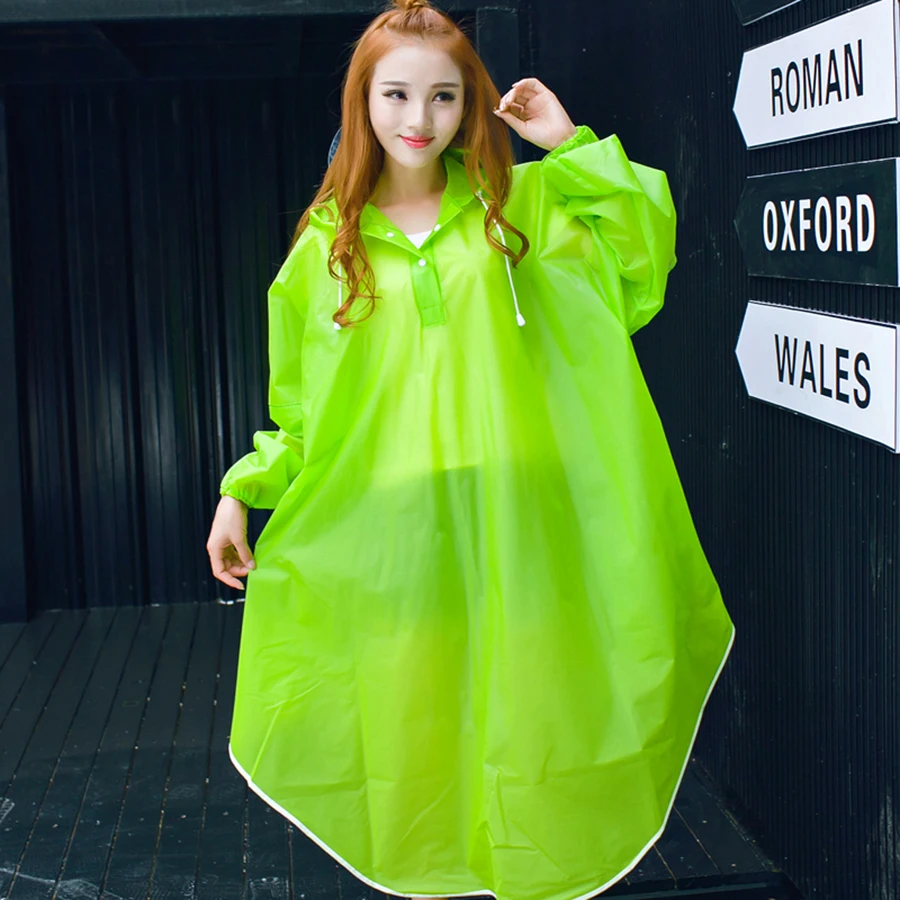 Женский прозрачный дождевик с капюшоном ультралегкий непромокаемый в горошек