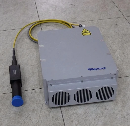 Лучшее качество оптоволоконный лазерный источник Raycus 20 Вт 30 50 200 300 500 |