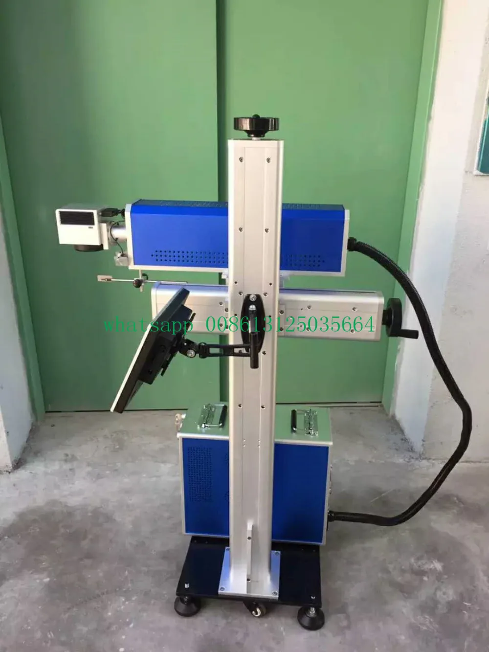 

PVC pipe flying marking machine Plastic Bottle Online Flying Acrylic Wood Pcb Nonmetal Co2 Laser Marking Machine Price