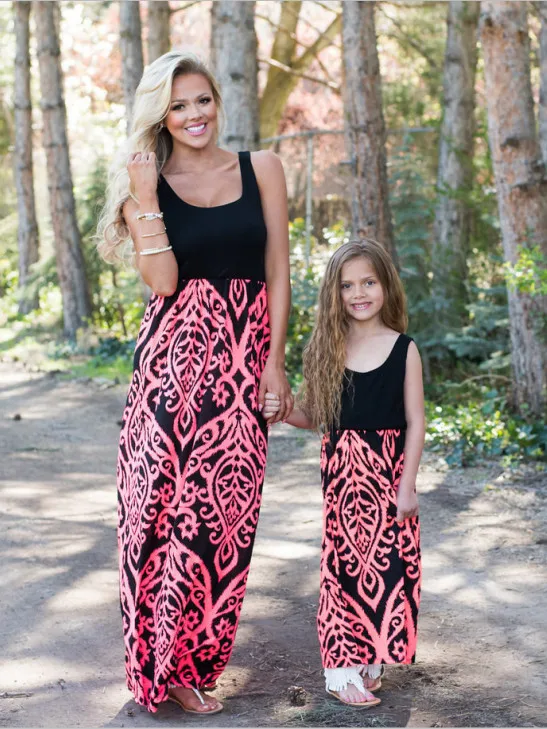 

2019 New Family Matching Clothing Mother And Daughter Printed Dresses Anne ve cocuk abiye Clothes Mommy A Me vestido infantil