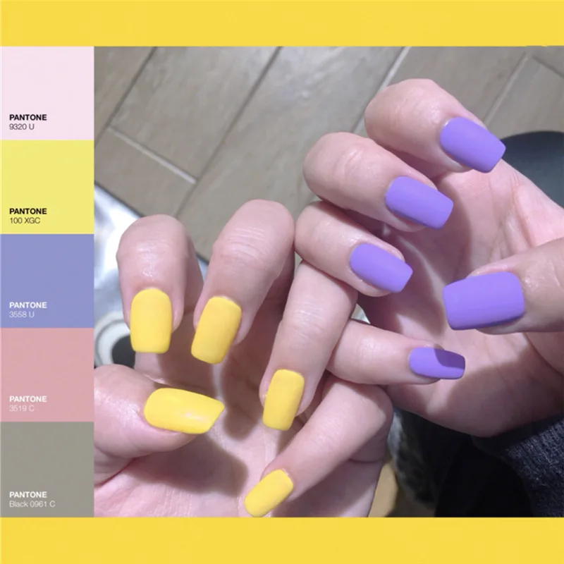 24 шт Искусственные ногти Цвет: желтый фиолетовый матовый прыгать искусственный