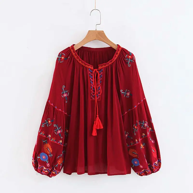 

new women embroidery blouse o-neck