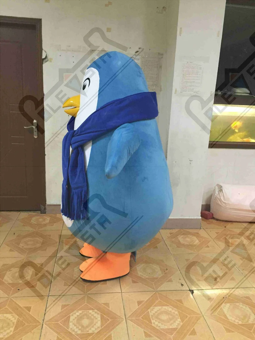 Жира с рисунком пингвина костюм талисмана синий шарф Симпатичные Костюмы