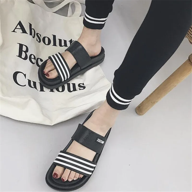 2019 тапочки с плоской подошвой Для женщин сланцы Летняя обувь модные Лебедь