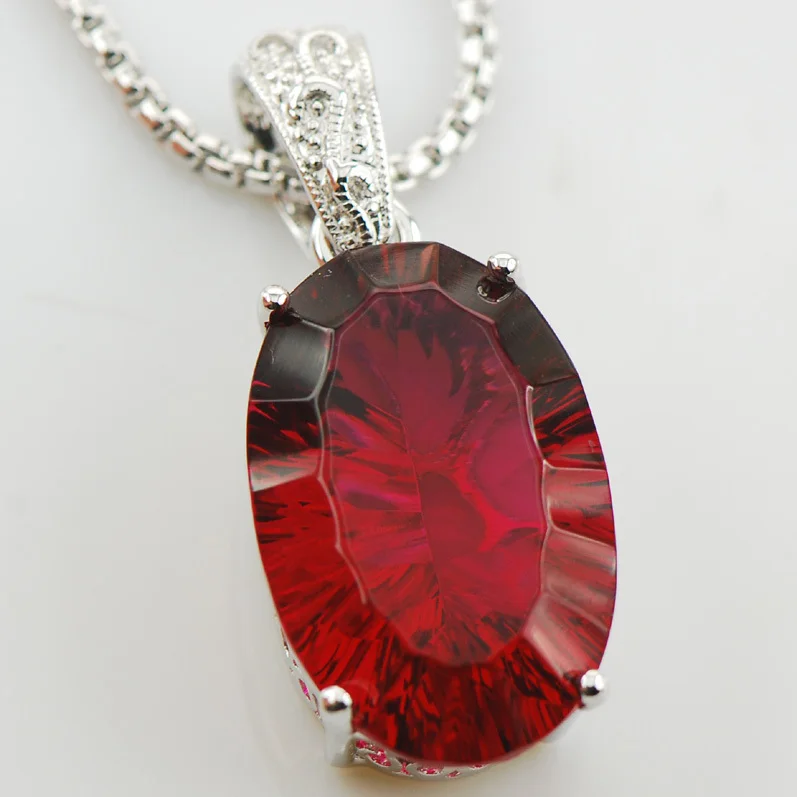 

Huge Concave Cut Garnet 925 Sterling Silver Pendant TE552