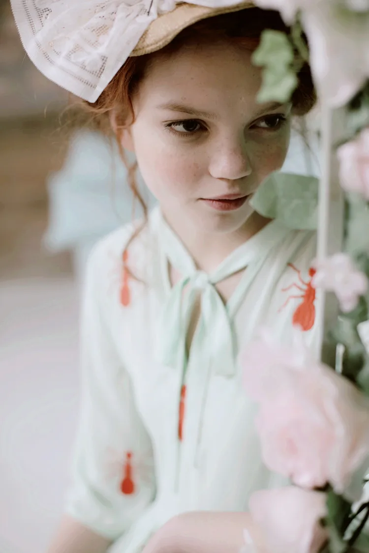 Женское винтажное шифоновое платье двойка с вышивкой красного и зеленого