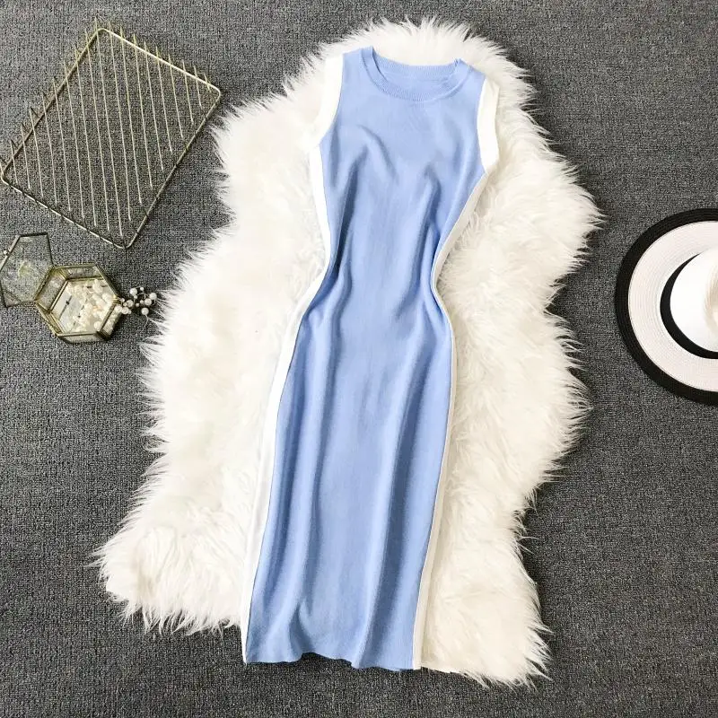 Женское трикотажное платье ALPHALMODA Полосатое по бокам без рукавов с круглым