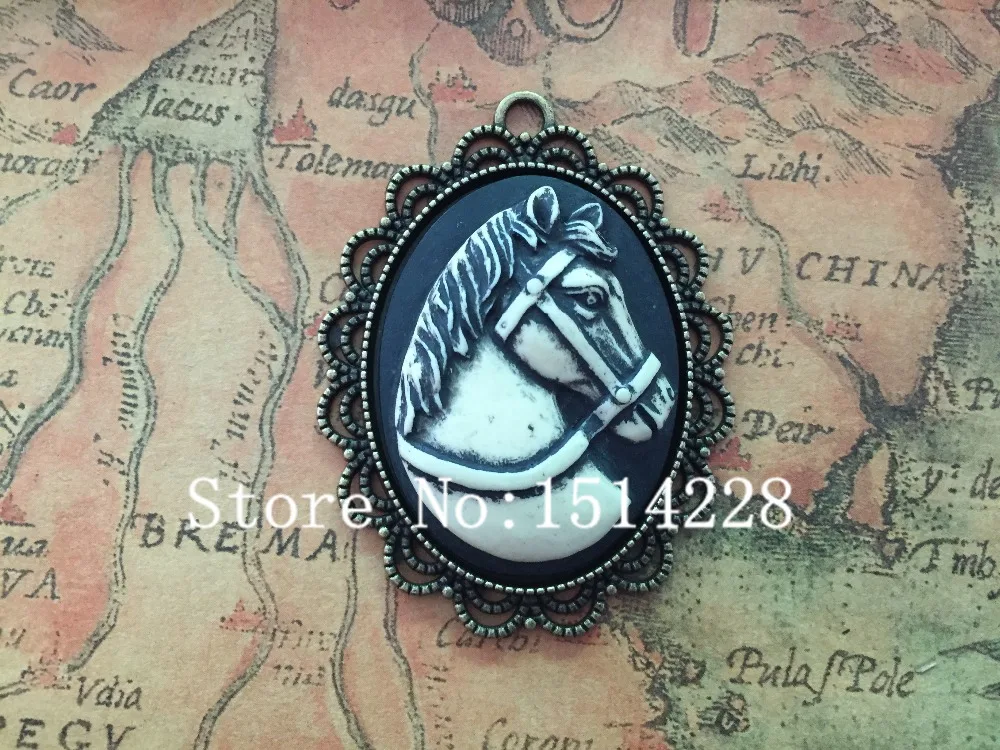 

Free shipping. Vintage Bronze Oval Cabochon Base Pendant Blanks Setting (inner Size 30*40mm)