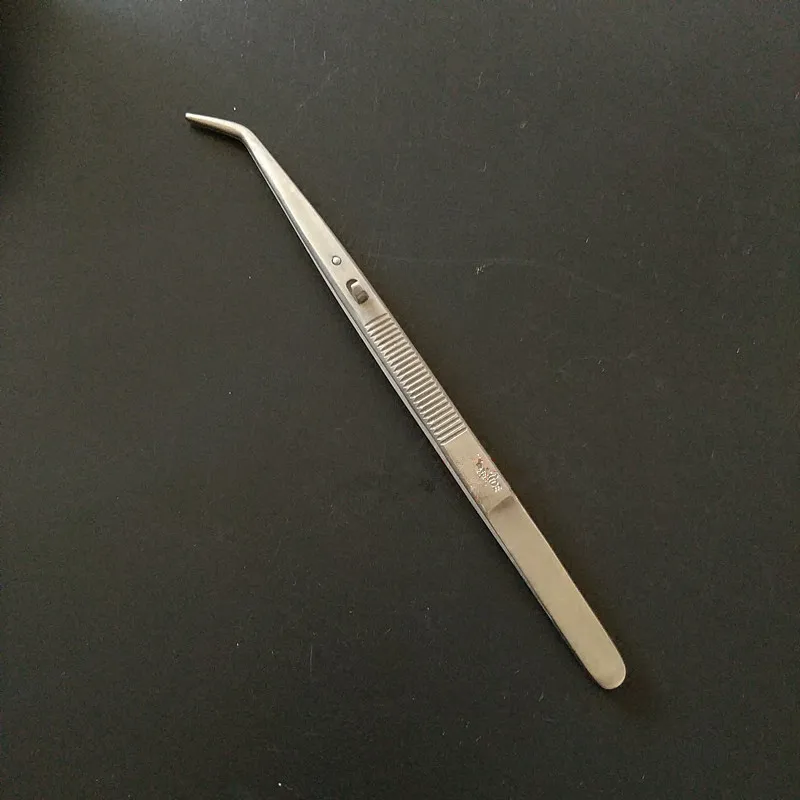 Пинцет хлопковый зубчатый Стоматологический Хирургический с замком 1 шт. |