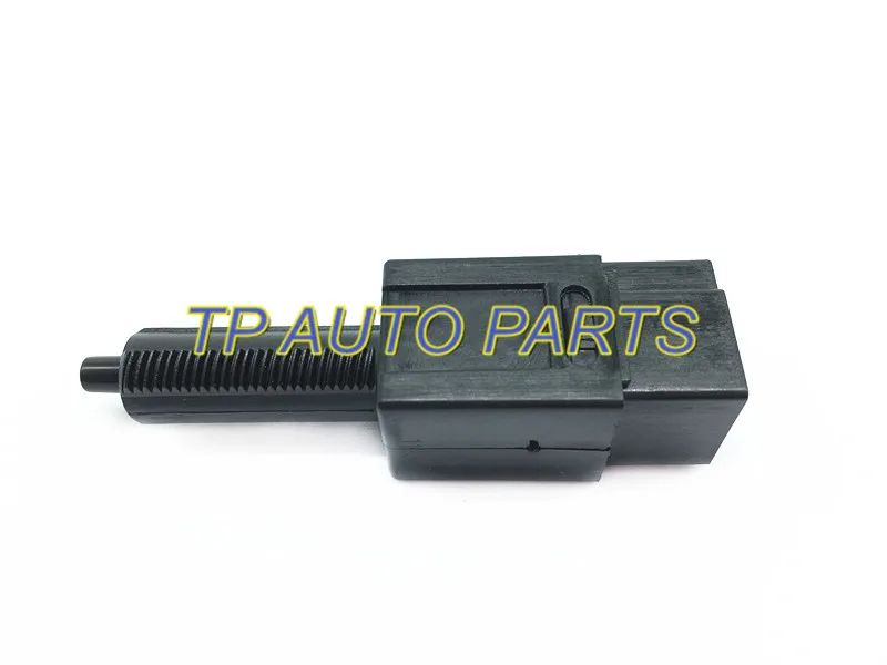 Переключатель стоп-сигнала для Ni-ssan Xt-rt V-ersa T-itan In-finiti M45 Q45 OEM 25320-4M400 253204M400 |