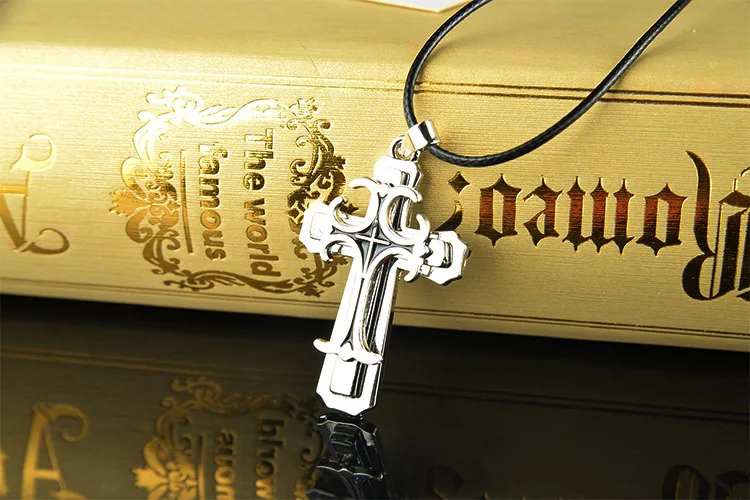 Трендовое ожерелье с тремя слоями Креста Иисуса из хип-хопа в европейском и