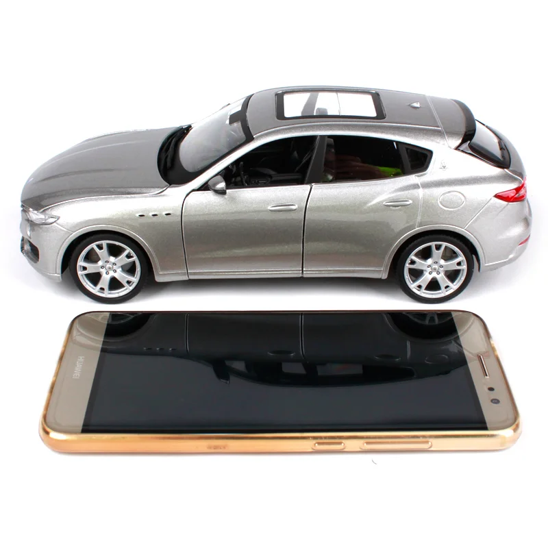 Bburago 1:24 Maserati Levante SUV литая модель автомобиля игрушка новая в коробке Бесплатная