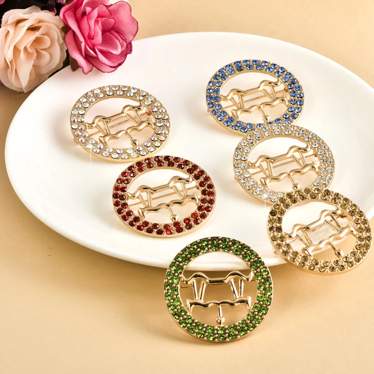 Женский костюмный аксессуар нового дизайна 2019 года, полностью усыпанный стразами, золотого цвета, в форме знака Зодиака Весов, булавка-брошь в подарок, модель X1438.