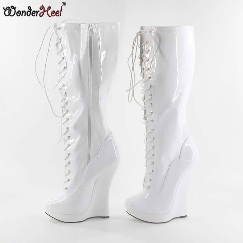Wonderheel/Популярные лакированные белые сапоги до колена на очень высоком каблуке ", на танкетке 3 см, на платформе пикантные модные женские сапоги