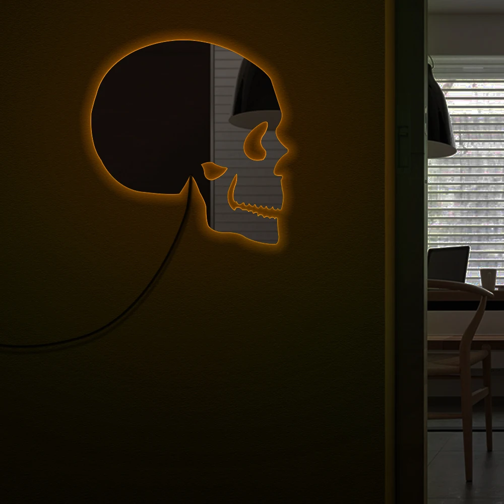 

Skull Head Wall Mirror Day of The Dead Skeleton Head Decorative Acrylic Mirror With LED Lighting Halloween Horror Wall Art Decor