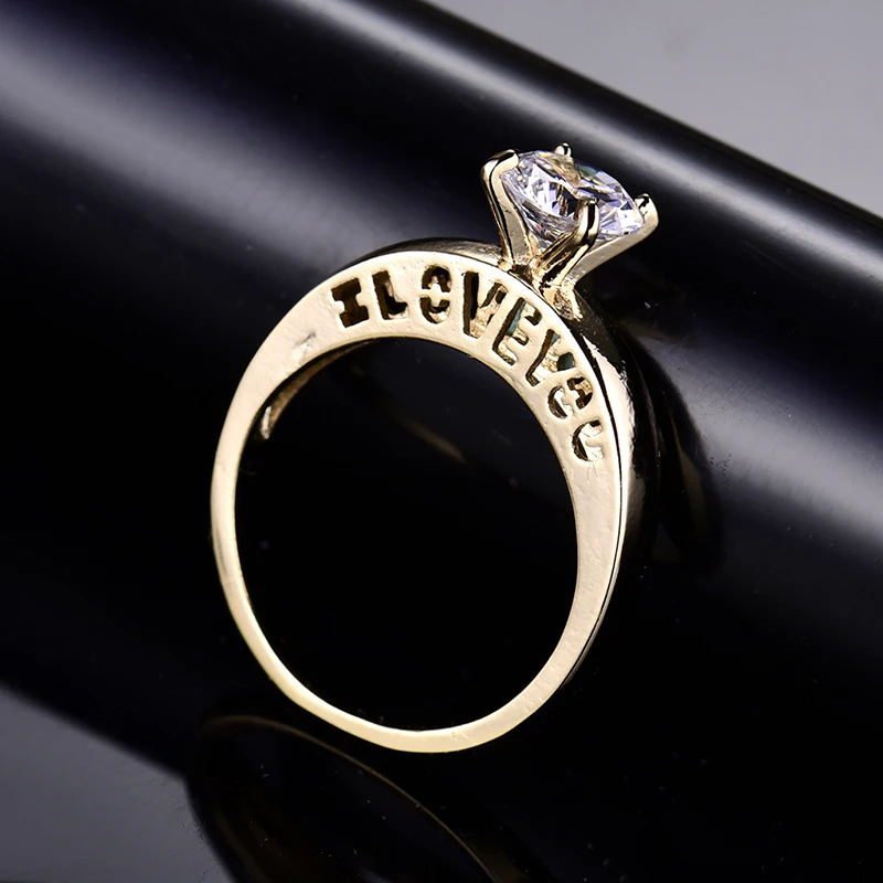 Женское кольцо GULICX Золотое с коробкой и круглыми кристаллами R127 | Украшения