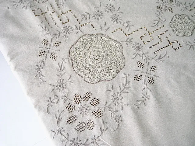 Хлопковая удлиненная скатерть экспорт ручная вышивка кровати в европейском