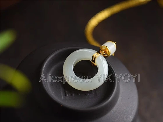 Кулон на удачу с круглой пряжкой из белого нефрита цепочкой|Подвески| |