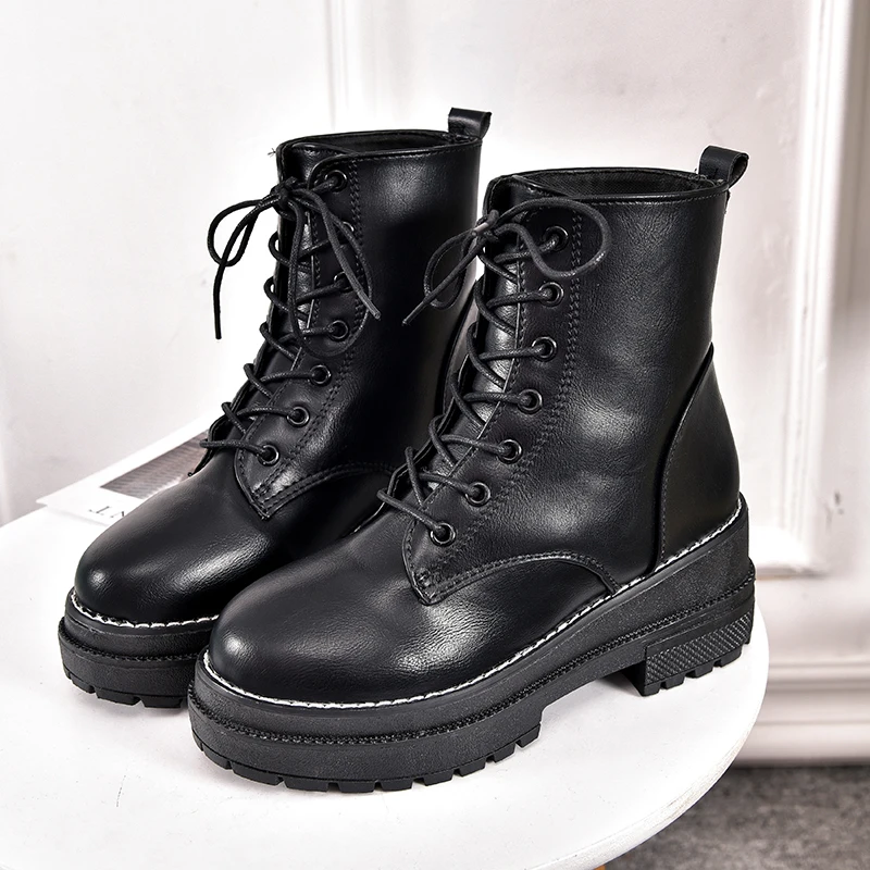 Осенние женские ботинки с круглым носком и пряжкой женская обувь на высоком